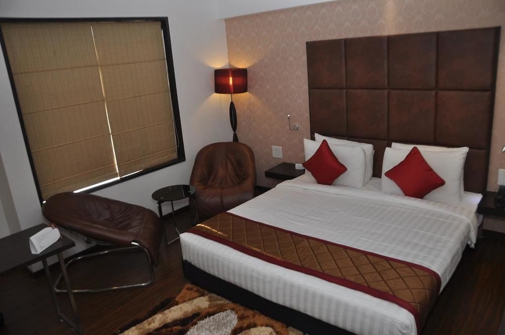 Hotel Lxia Hinjewadi - Indian Nationals Only Pimpri-Chinchwad Luaran gambar