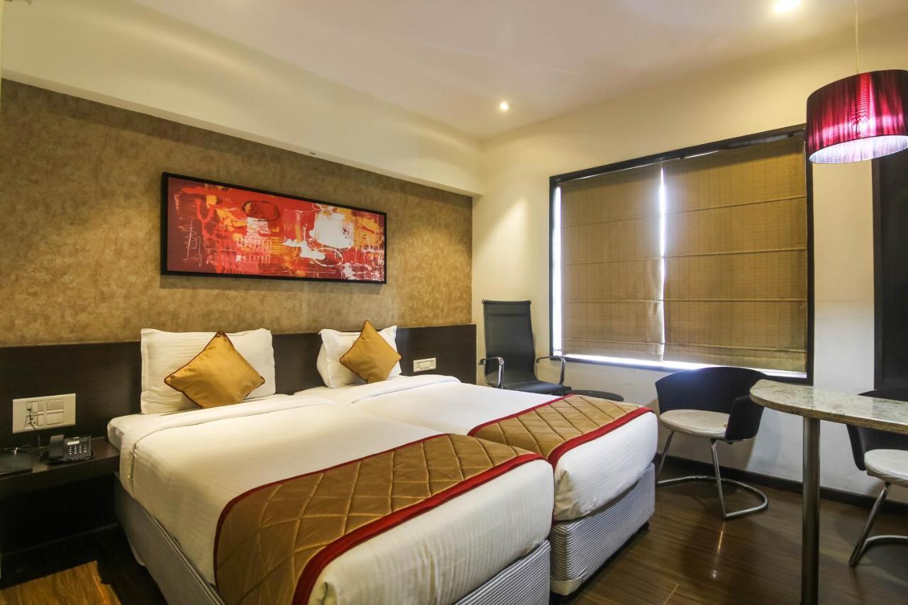 Hotel Lxia Hinjewadi - Indian Nationals Only Pimpri-Chinchwad Luaran gambar