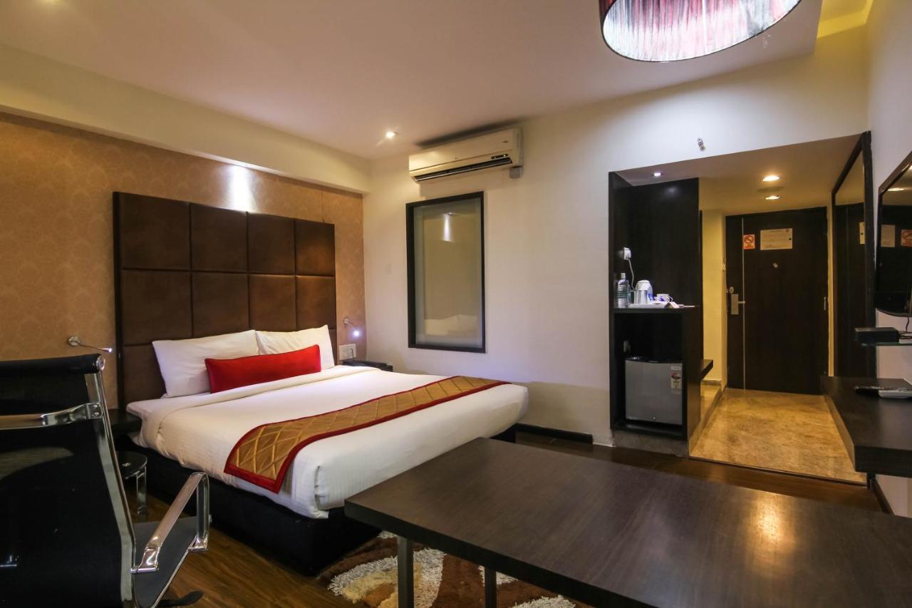 Hotel Lxia Hinjewadi - Indian Nationals Only Pimpri-Chinchwad Luaran gambar
