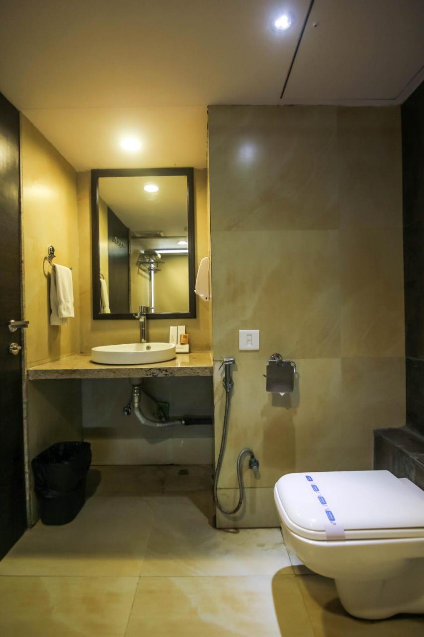 Hotel Lxia Hinjewadi - Indian Nationals Only Pimpri-Chinchwad Luaran gambar